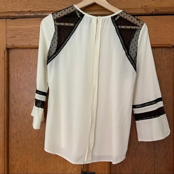 JCrew Lace & Silk Blouse Flutter Sleeve Cream - Picture 4 of 6